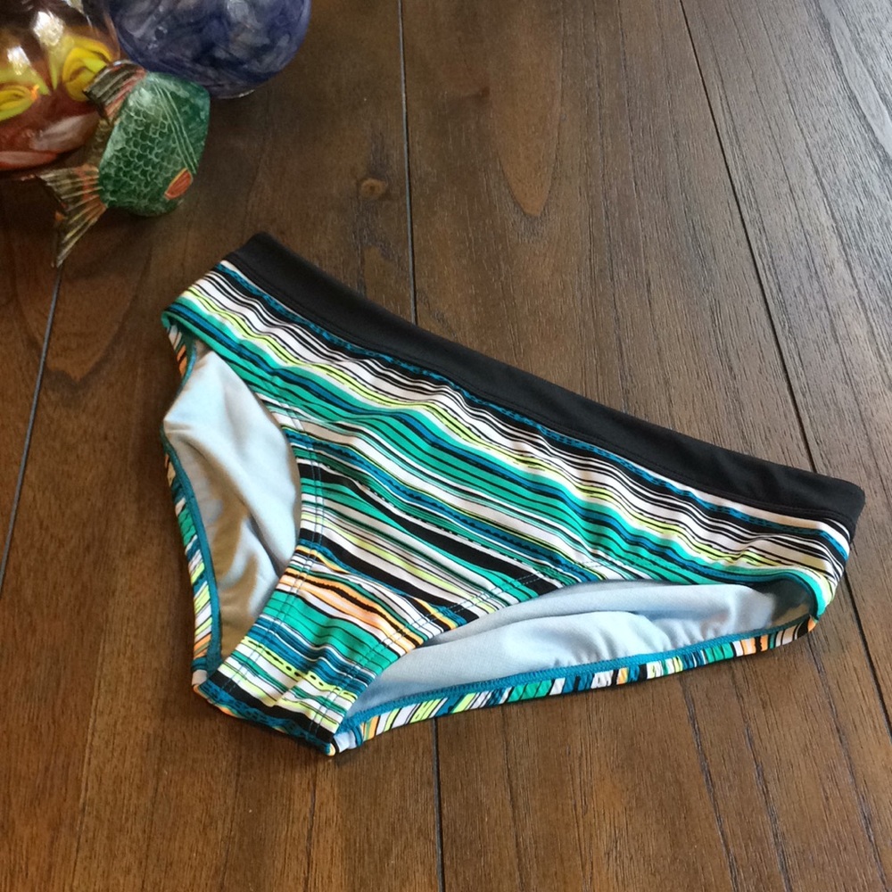Nike ⭐️SAMPLE⭐️ Swim Bottoms